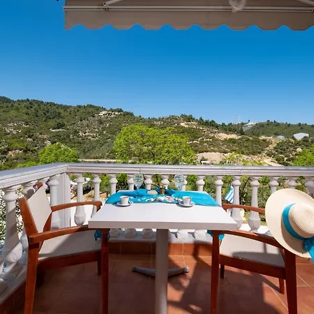 Maistrali 1 Hotel