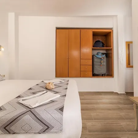 Maistrali 1 Hotel