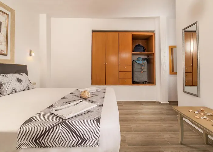 Maistrali 1 Hotel
