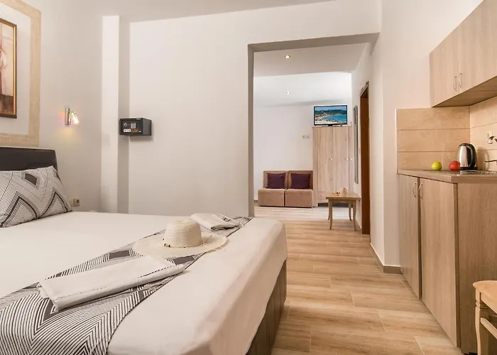 Maistrali 1 Hotel *